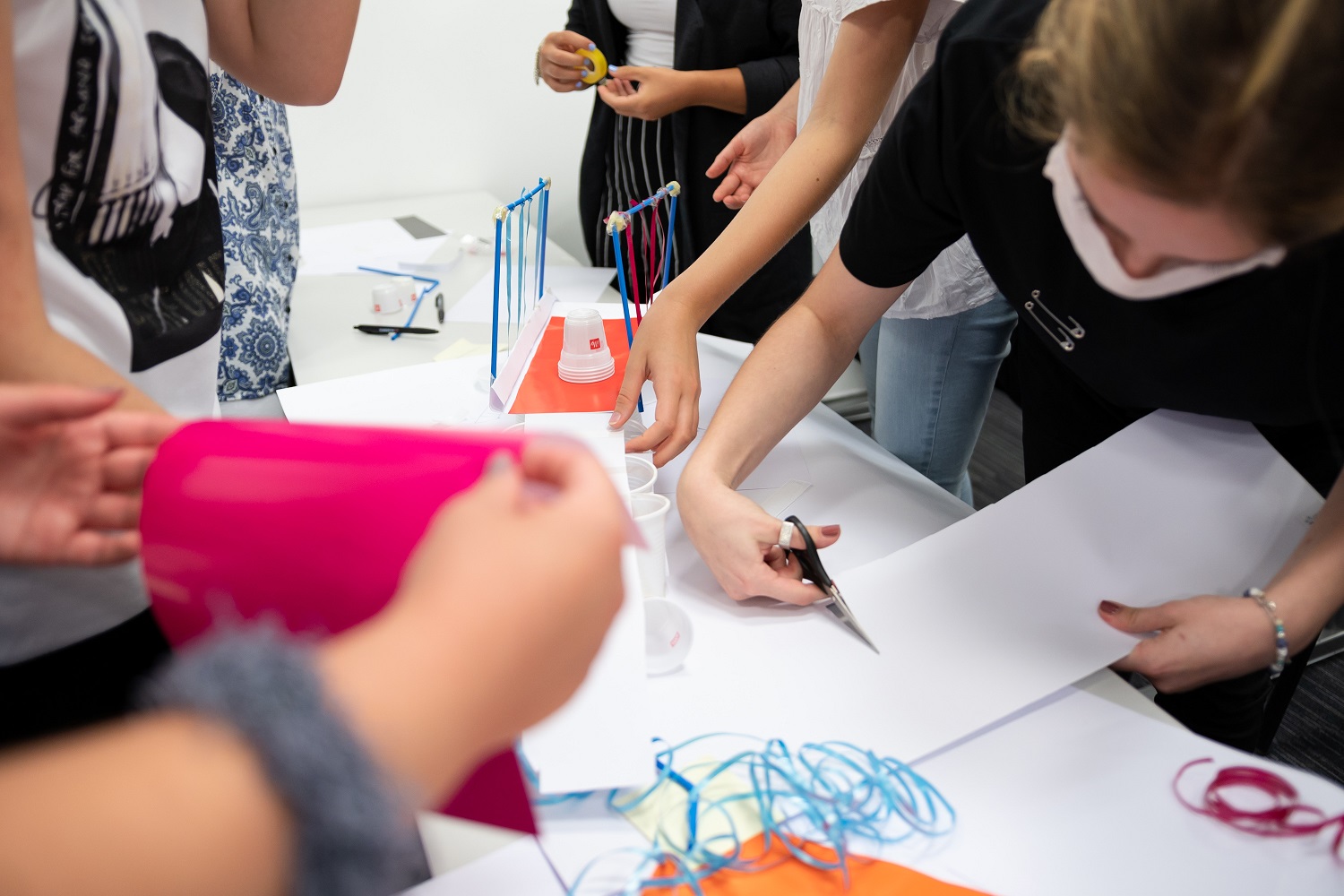 Prijave za prvu online radionicu za mlade UPSHIFT UNICEF zatvara 5. studenoga Prijave za prvu online radionicu za mlade UPSHIFT UNICEF zatvara 5. studenoga