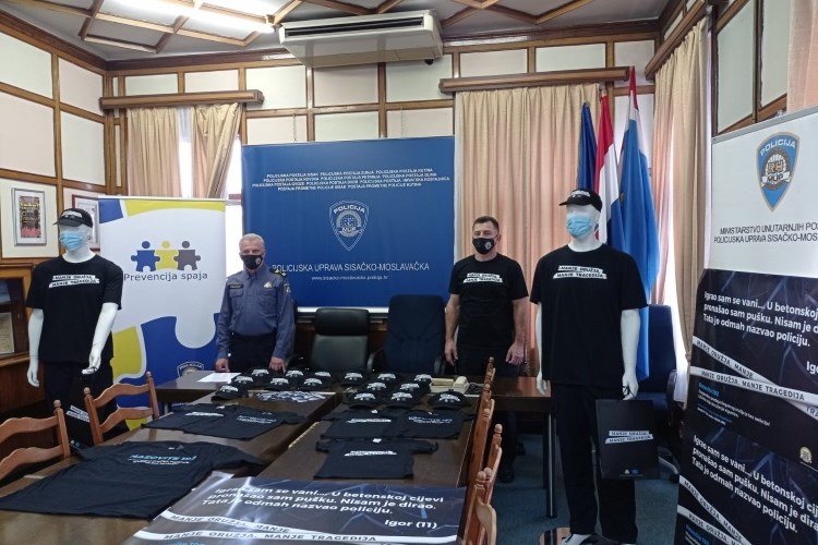 Modernizirana kampanja „MANJE ORUŽJA, MANJE TRAGEDIJA“ započela u Sisku Modernizirana kampanja „MANJE ORUŽJA, MANJE TRAGEDIJA“ započela u Sisku