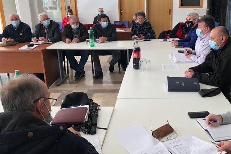 Ministar Medved obišao glinsko područje Ministar Medved obišao glinsko područje