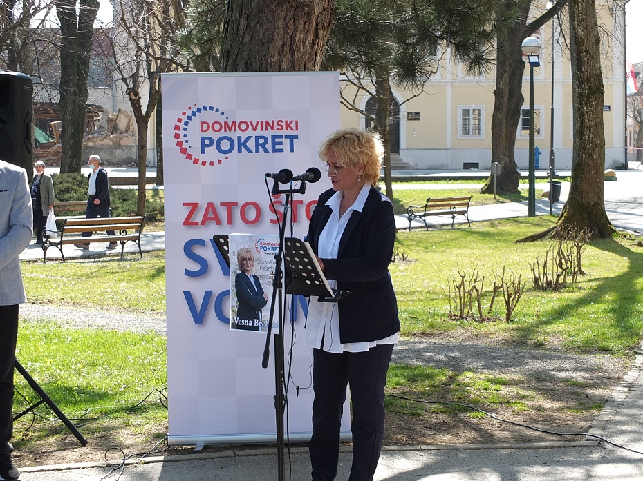 Predstavljena kandidatkinja Domovinskog pokreta za gradonačelnicu Petrinje Predstavljena kandidatkinja Domovinskog pokreta za gradonačelnicu Petrinje