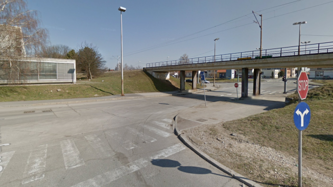 Idući tjedan zbog radova zatvoren promet ispod nadvožnjaka u Ulici I. K. Sakcinskog Idući tjedan zbog radova zatvoren promet ispod nadvožnjaka u Ulici I. K. Sakcinskog