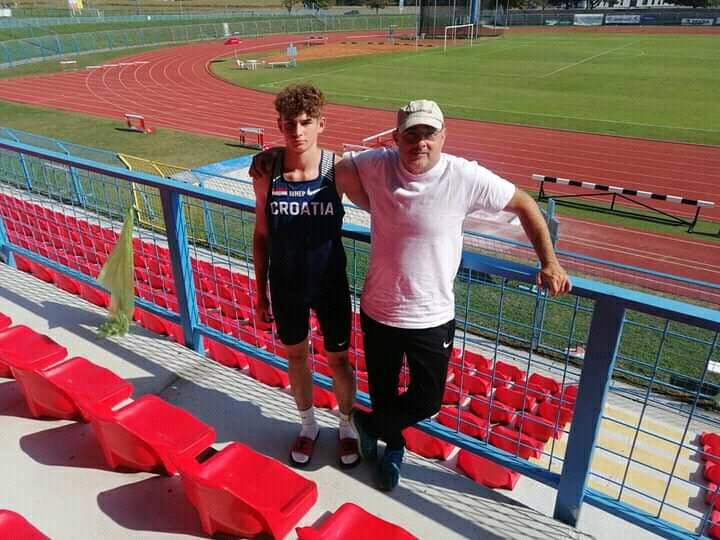 Mladi atletičar JAK-a u kadetskoj reprezentaciji Hrvatske Mladi atletičar JAK-a u kadetskoj reprezentaciji Hrvatske