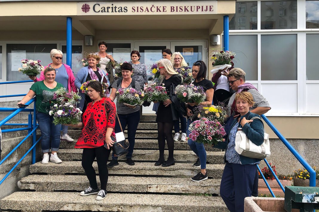 Završen projekt „Zaželi – program zapošljavanja žena Caritasa Sisačke biskupije“ Završen projekt „Zaželi – program zapošljavanja žena Caritasa Sisačke biskupije“