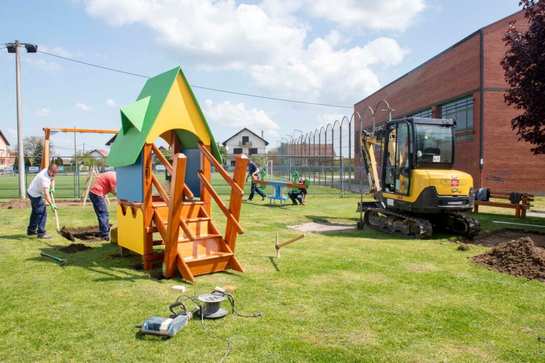 Novo dječje igralište u Budaševu Novo dječje igralište u Budaševu