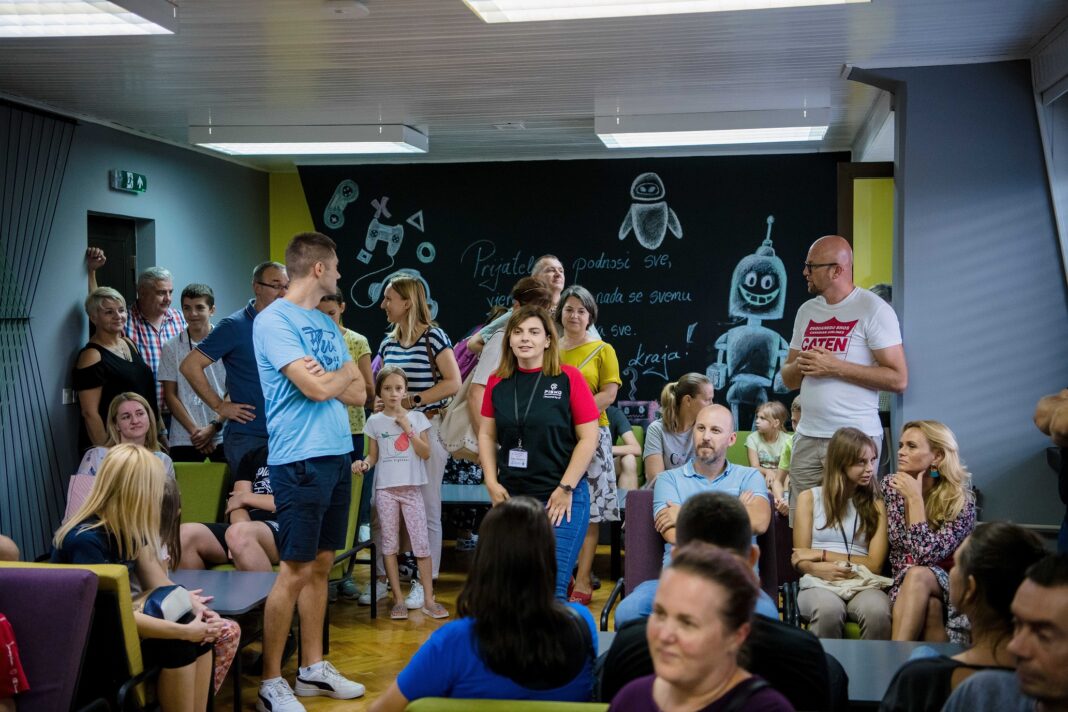 Ljetni gaming kamp za djecu ponovno otvorio svoja vrata Ljetni gaming kamp za djecu ponovno otvorio svoja vrata