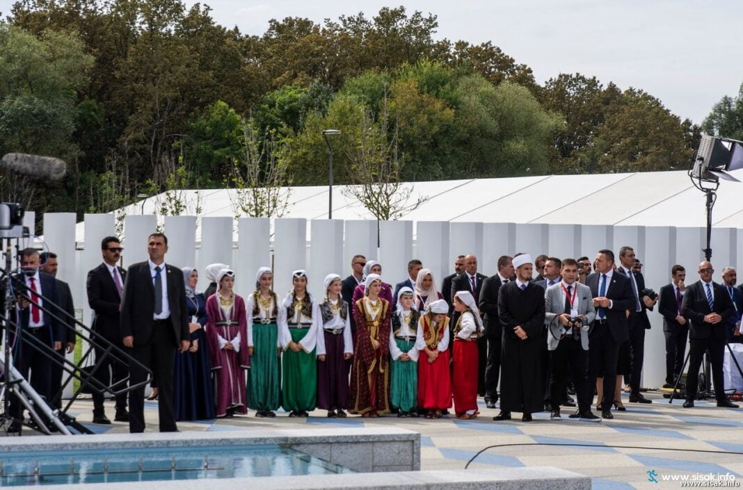 Otvorenje Islamskog kulturnog centra – Galerija Otvorenje Islamskog kulturnog centra – Galerija