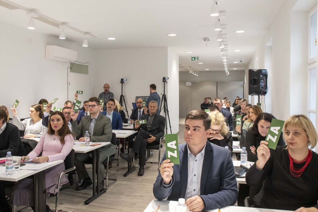 Odabrani ovogodišnji dobitnici priznanja Grada Siska Odabrani ovogodišnji dobitnici priznanja Grada Siska