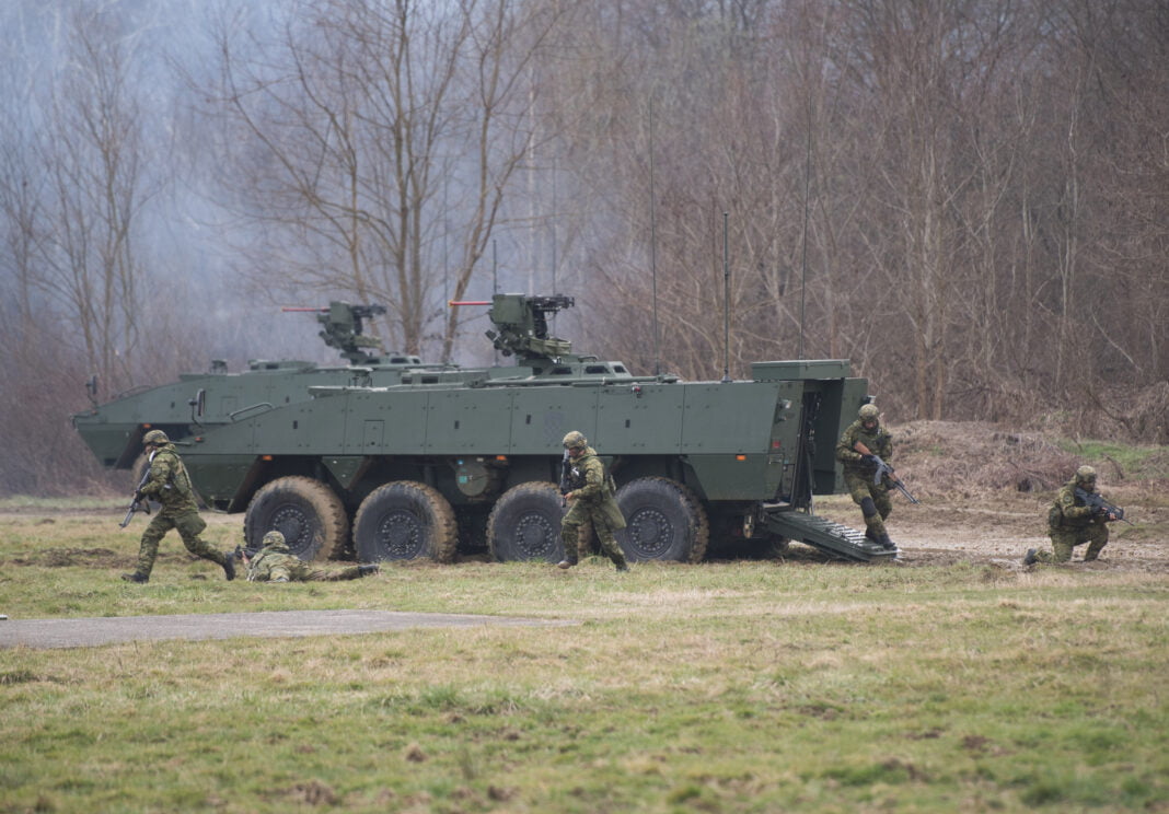 Hrvatska vojska opremljena novim radio uređajima hrvatske proizvodnje