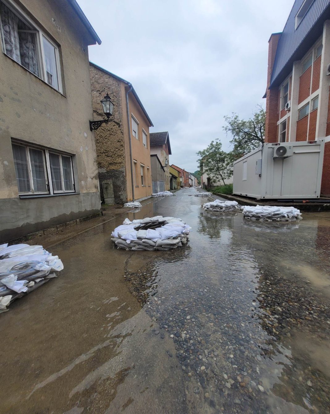 Una u opadanju, stanje je bolje u H. Kostajnici Una u opadanju, stanje je bolje u H. Kostajnici