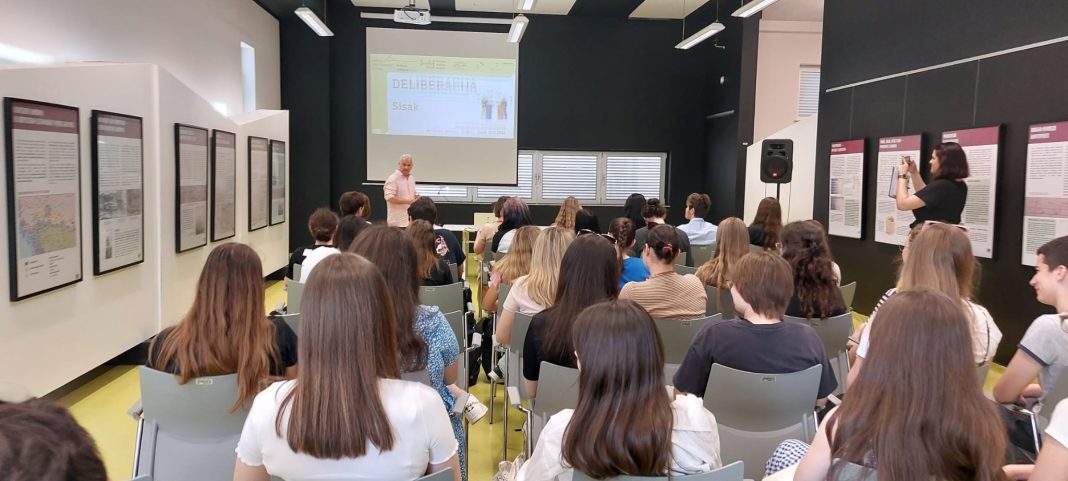 Održana učenička deliberacija u Sisku Održana učenička deliberacija u Sisku