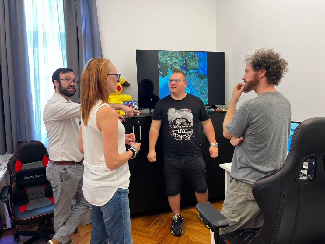 Tvrtka iz Novske potpisala ugovor o suradnji s tvrtkom s Floride – zajedno rade posebnu video igru Tvrtka iz Novske potpisala ugovor o suradnji s tvrtkom s Floride – zajedno rade posebnu video igru