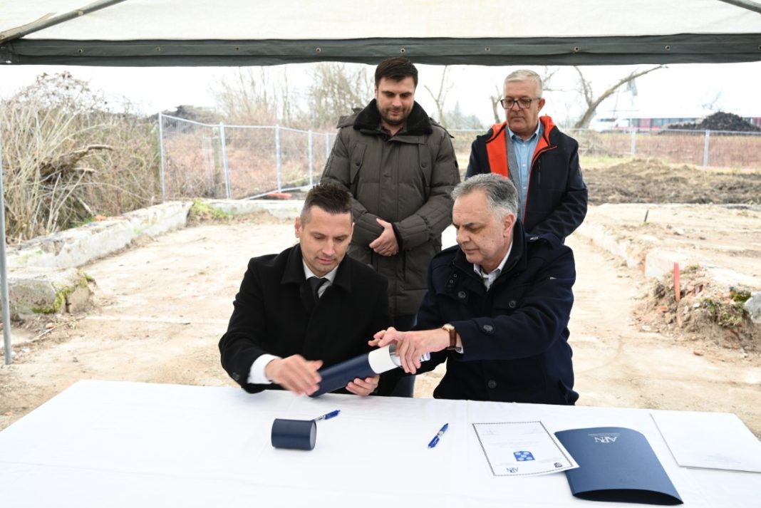 Nakon 60 godina izgradnja prve višestambene zgrade u Sunji Nakon 60 godina izgradnja prve višestambene zgrade u Sunji
