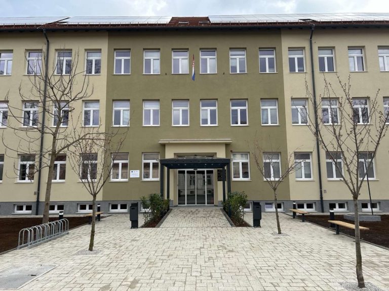 Otvorena obnovljena zgrada Doma zdravlja SMŽ u Sisku – vraćaju se ordinacije