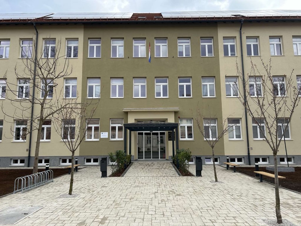 Otvorena obnovljena zgrada Doma zdravlja SMŽ u Sisku – vraćaju se ordinacije Otvorena obnovljena zgrada Doma zdravlja SMŽ u Sisku – vraćaju se ordinacije