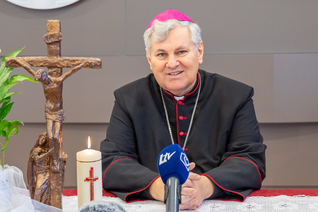 Biskup Košić čestitao Kurban-bajram Vlado Košić