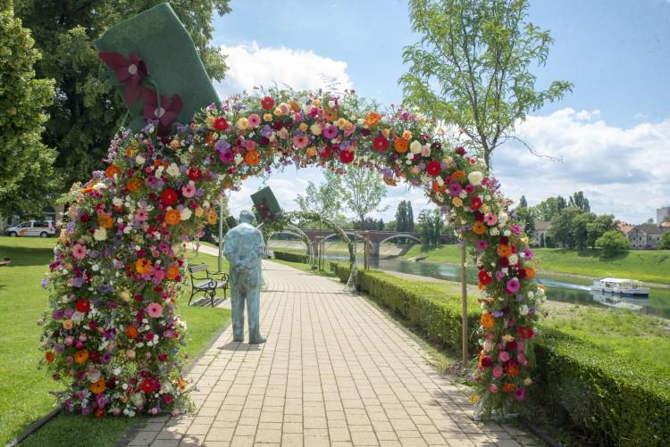 Raspisan Poziv za dodjelu javnih priznanja Grada Siska