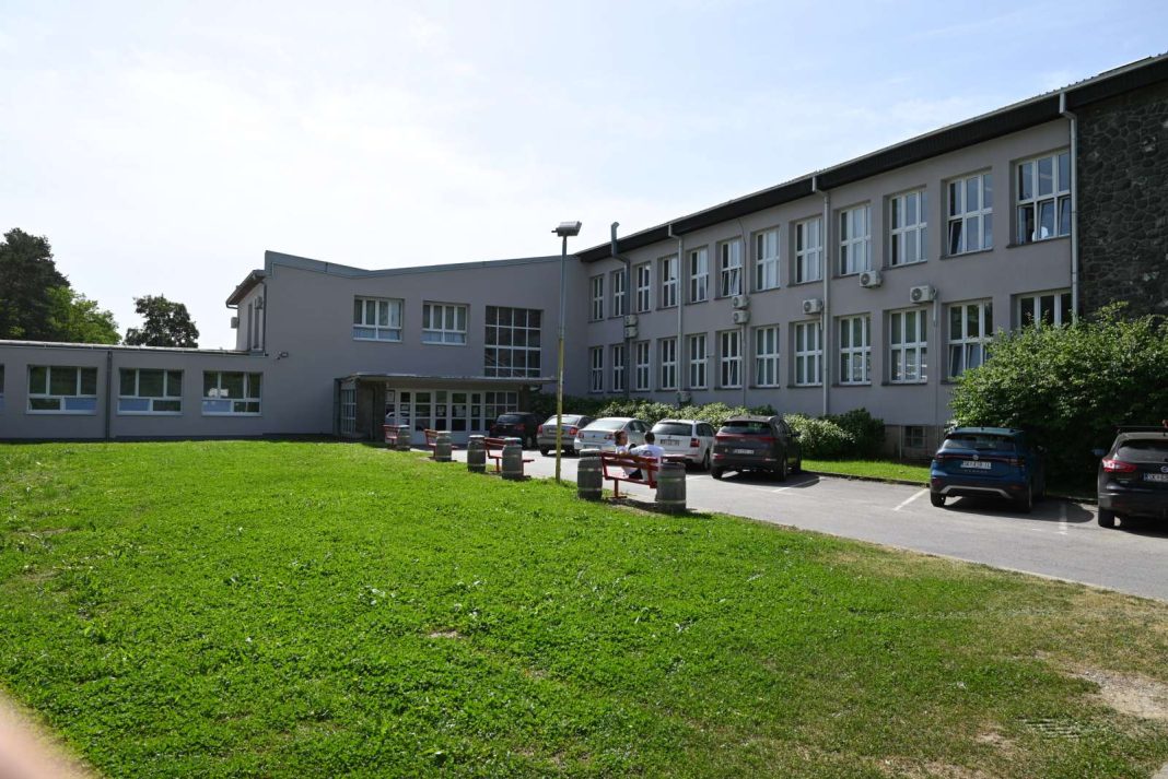 Novi sadržaji u obnovljenim županijskim školama Novi sadržaji u obnovljenim županijskim školama