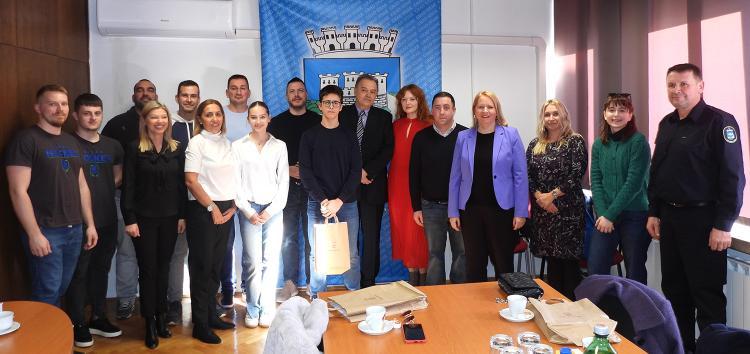 Gradonačelnica primila u 2024. godini istaknute Siščanke i Siščane Gradonačelnica primila u 2024. godini istaknute Siščanke i Siščane