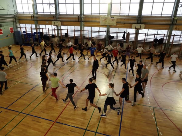 Sisak je domaćin Zimske škole folklora koju organizira Hrvatska matica iseljenika Sisak je domaćin Zimske škole folklora koju organizira Hrvatska matica iseljenika