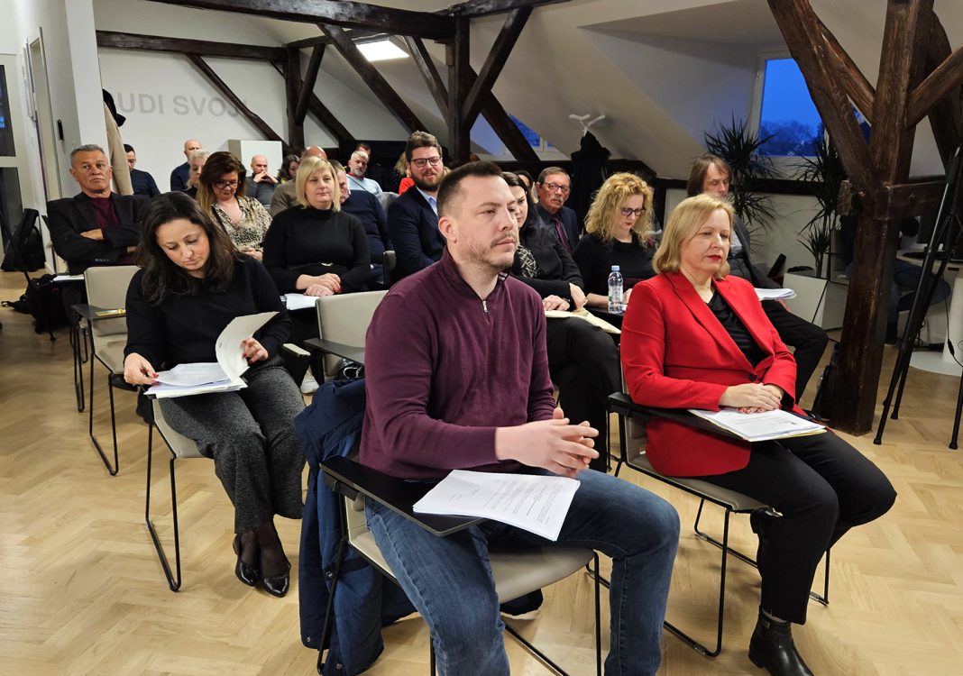 Gradsko vijeće proglasilo Dan raznolikosti Grada Siska i odlučilo o visini poreza na nekretnine Gradsko vijeće proglasilo Dan raznolikosti Grada Siska i odlučilo o visini poreza na nekretnine