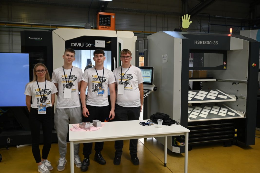 GALERIJA: Održan 3. sajam robotike i automatizacije GALERIJA: Održan 3. sajam robotike i automatizacije