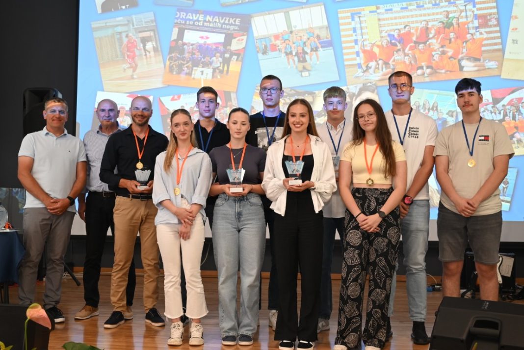GALERIJA: Održan Školski sportski dan SMŽ GALERIJA: Održan Školski sportski dan SMŽ
