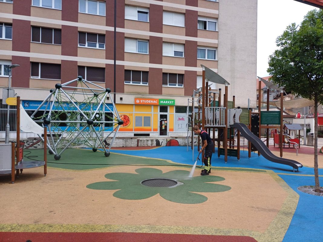 Ljetno uređenje javnog prostora u Sisku Ljetno uređenje javnog prostora u Sisku