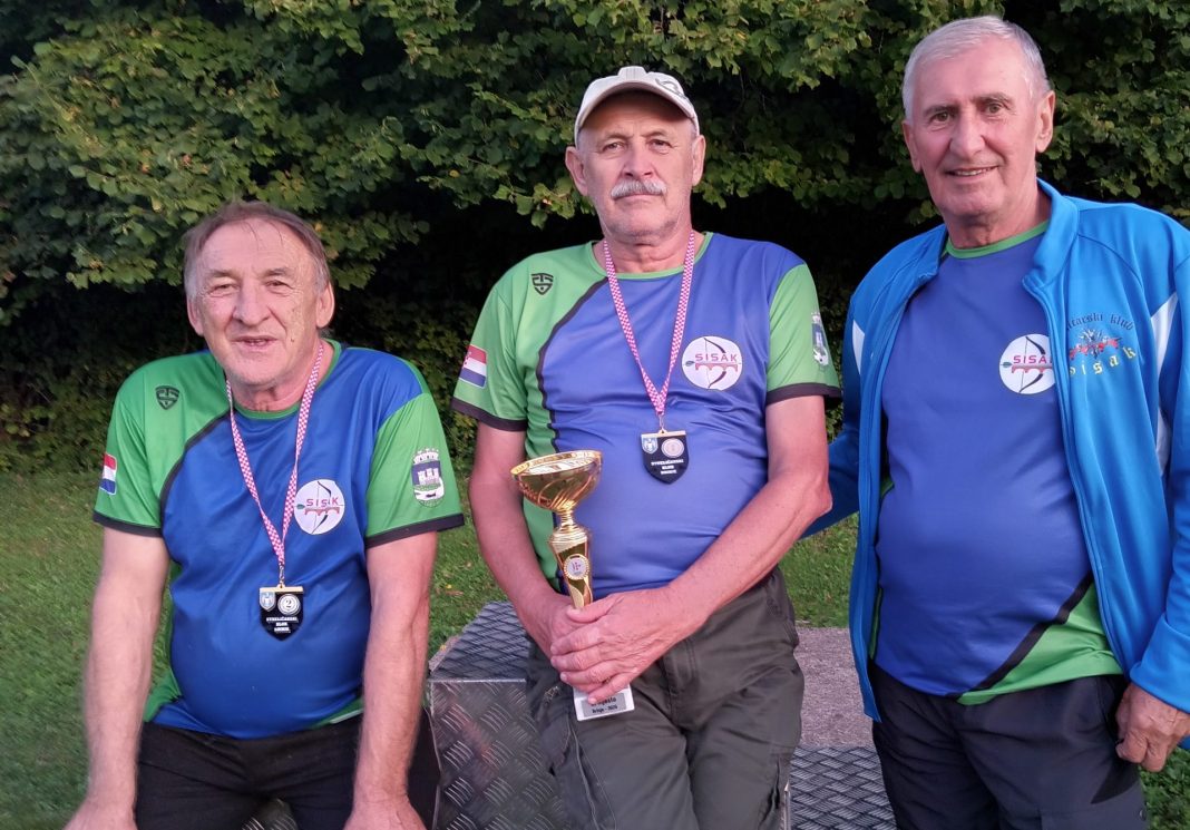 Odličan sportski vikend za sisačke streličarke i streličare Odličan sportski vikend za sisačke streličarke i streličare