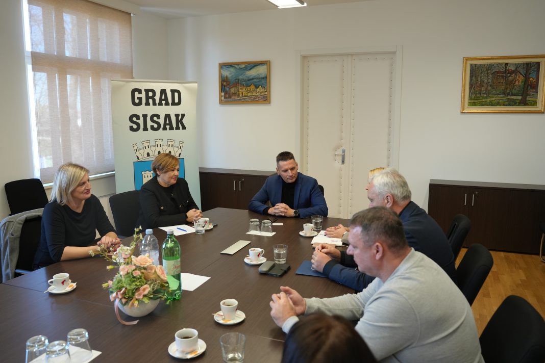 Grad Sisak započinje provedbu projekta „Vrtko“ – promocije rukometa među najmlađima Grad Sisak započinje provedbu projekta „Vrtko“ – promocije rukometa među najmlađima