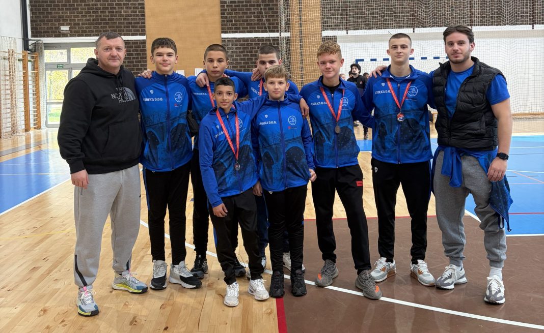 Pet medalja za hrvače Siska! Pet medalja za hrvače Siska!