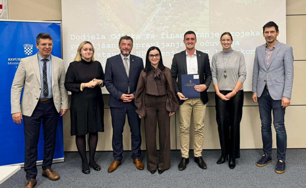 Javnoj ustanovi Park prirode Lonjsko polje odobren EU projekt vrijedan više od 2 milijuna eura Javnoj ustanovi Park prirode Lonjsko polje odobren EU projekt vrijedan više od 2 milijuna eura