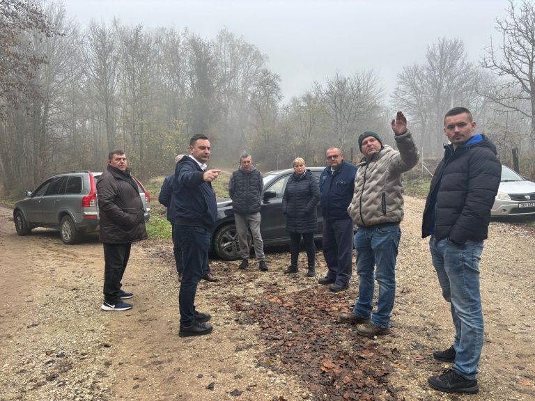 Potpisan ugovor o pojačanom održavanju nerazvrstane ceste u Vrhu Letovaničkom