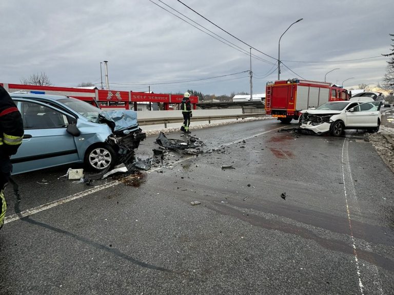 Dvoje ozlijeđenih u prometnoj nesreći u Strossmayerovoj