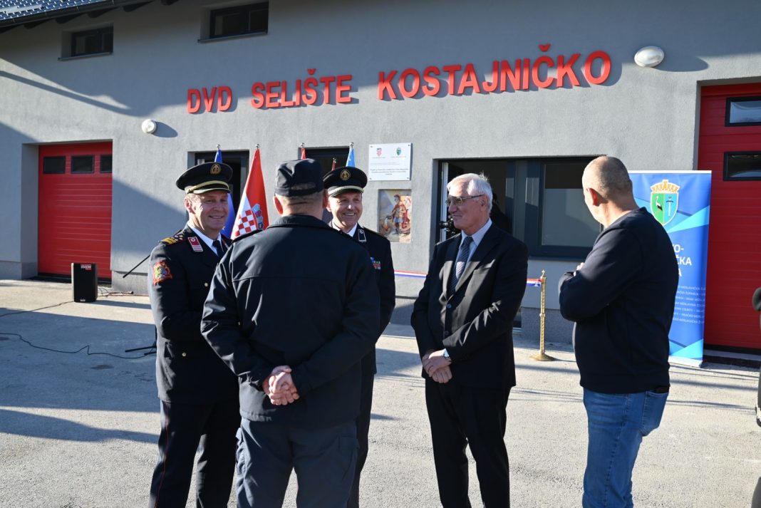 U Selištu Kostajničkom i Divuši završeni radovi na obnovi vatrogasnih domova U Selištu Kostajničkom i Divuši završeni radovi na obnovi vatrogasnih domova