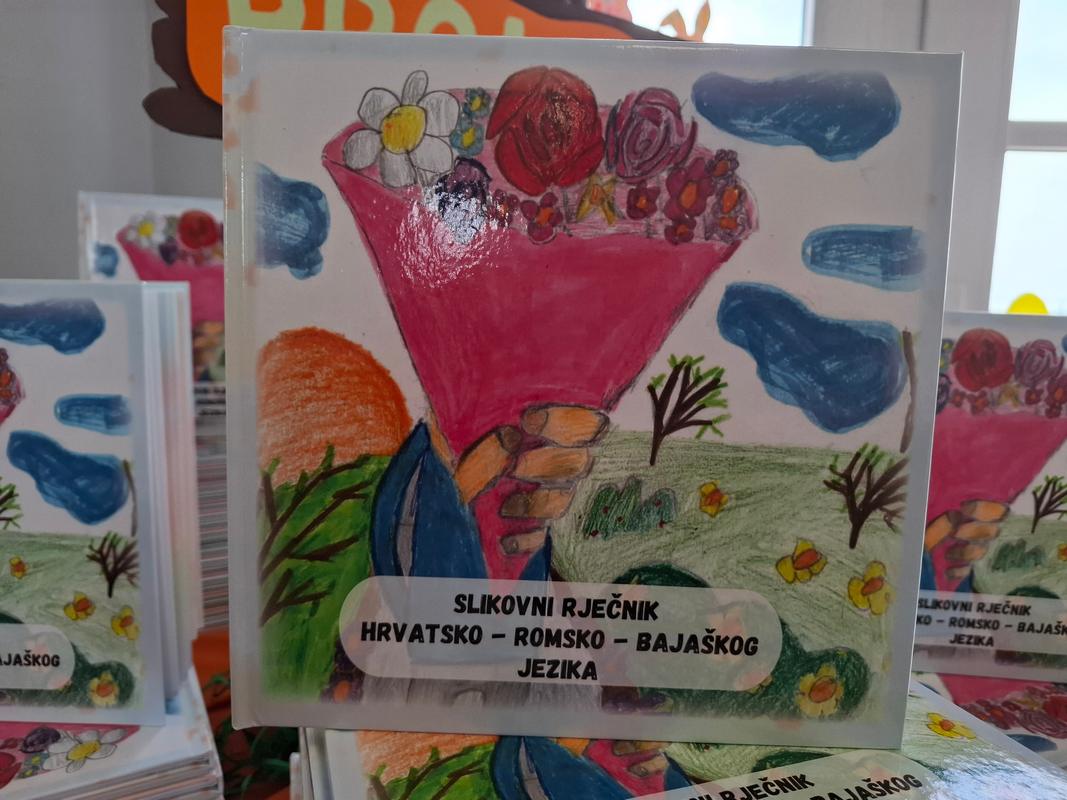 Promovirano drugo izdanje slikovnog rječnika hrvatsko-romsko-bajaškog jezika Promovirano drugo izdanje slikovnog rječnika hrvatsko-romsko-bajaškog jezika