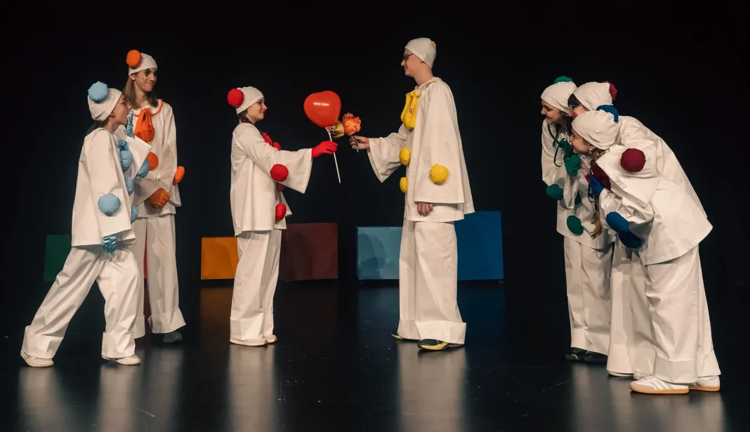 CIRKUSGRAD – premijera predstave Dramskog studija P.U.N.K.T. CIRKUSGRAD – premijera predstave Dramskog studija P.U.N.K.T.