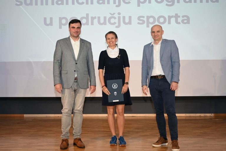 Dodijeljeni ugovori sportskim ugovorima i održana stručna radionica za trenere