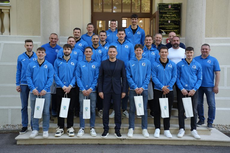 Sisački rukometaši na prijemu kod gradonačelnika Domagoja Orlića