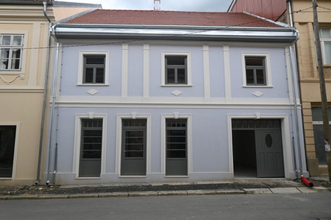 Izvršena primopredaja obnovljenih objekata u Petrinji Izvršena primopredaja obnovljenih objekata u Petrinji