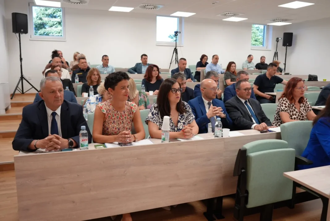 9. sjednica Gradskog vijeća Grada Siska u utorak, 21. srpnja 2026. 9. sjednica Gradskog vijeća Grada Siska u utorak, 21. srpnja 2026.