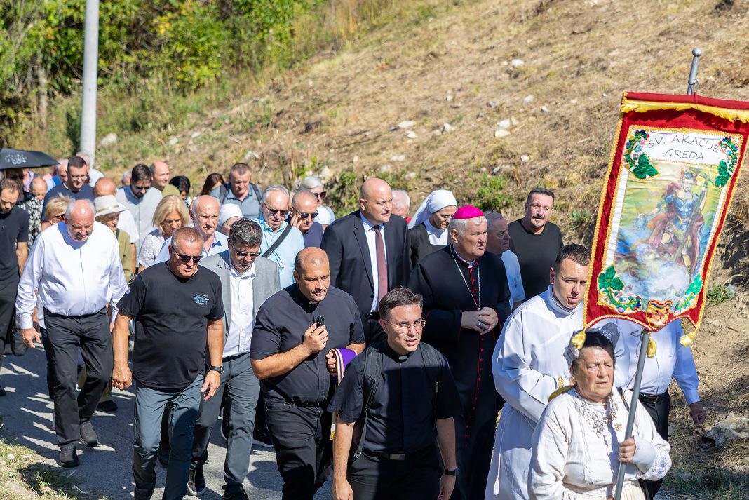 GALERIJA: Obilježena 83. obljetnica stradanja Zrinjana GALERIJA: Obilježena 83. obljetnica stradanja Zrinjana