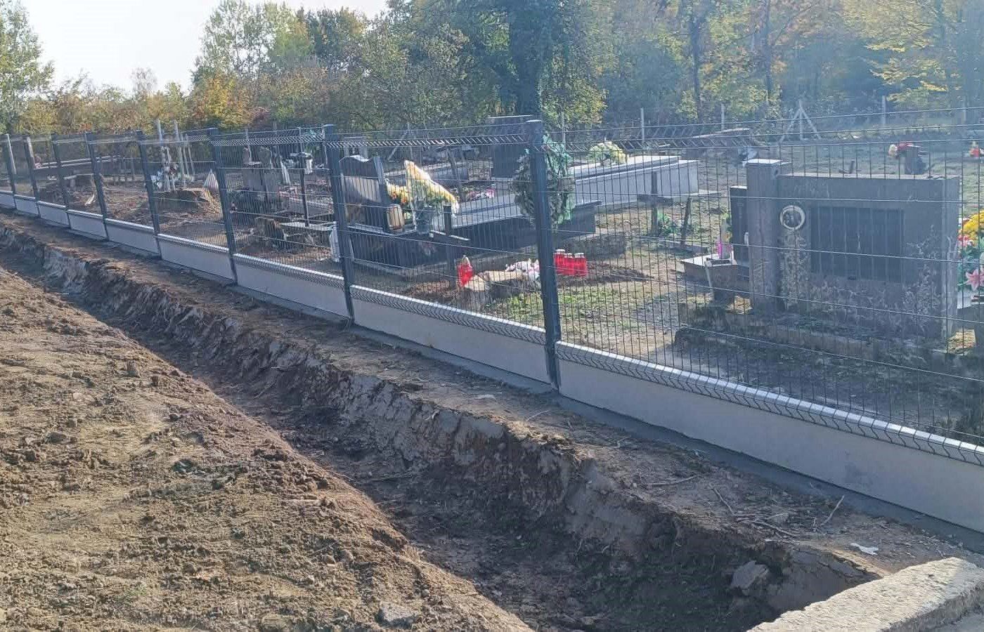Nastavljeni radovi na uređenju seoskih groblja na području Grada Petrinje