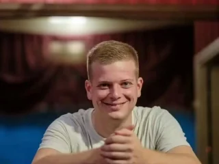 Dominik Karaula je novi voditelji dramskih studija Kreativnog učilišta KKV-a